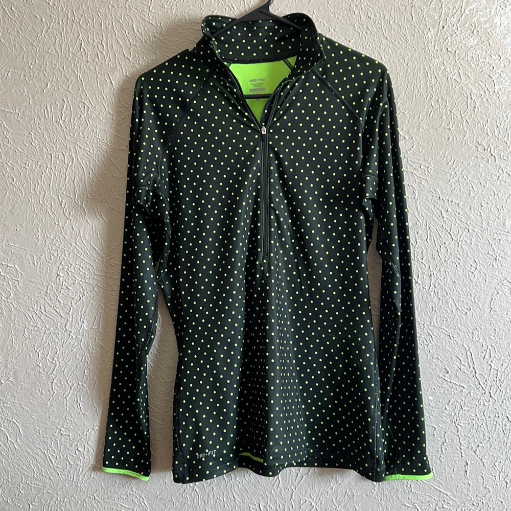 Women’s Nike Pro Hyperwarm 1/2 Zip Pullover